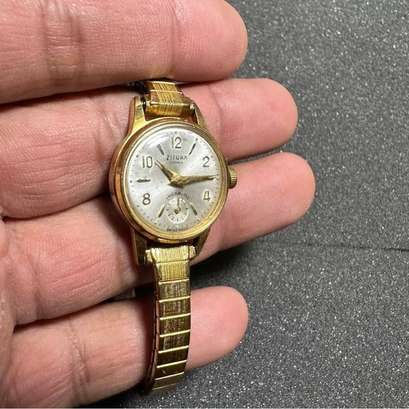 Vintage Zitura Ladies Watch 17 Rubis Incabloc Swiss Made Mechanical Wind Working - Picture 4 of 8